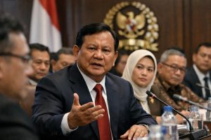 komisi xi dpr menantikan sikap prabowo terkait calon gubernur bank indonesia yang akan menggantikan perry warjiyo, membahas langkah strategis menuju suksesi kepemimpinan bi.